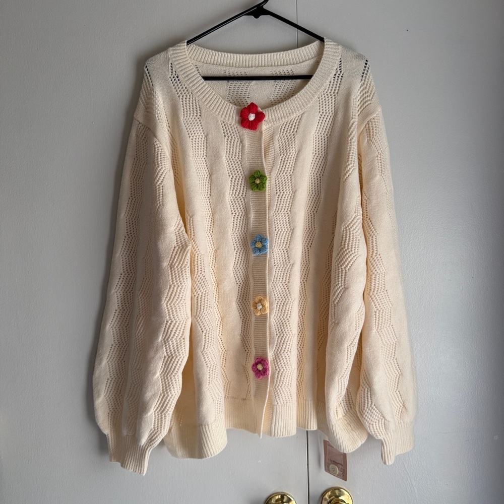 BloomChic NEW Soft Cream Colored Sweater Crochet Flower Button Size 22-24 Easter